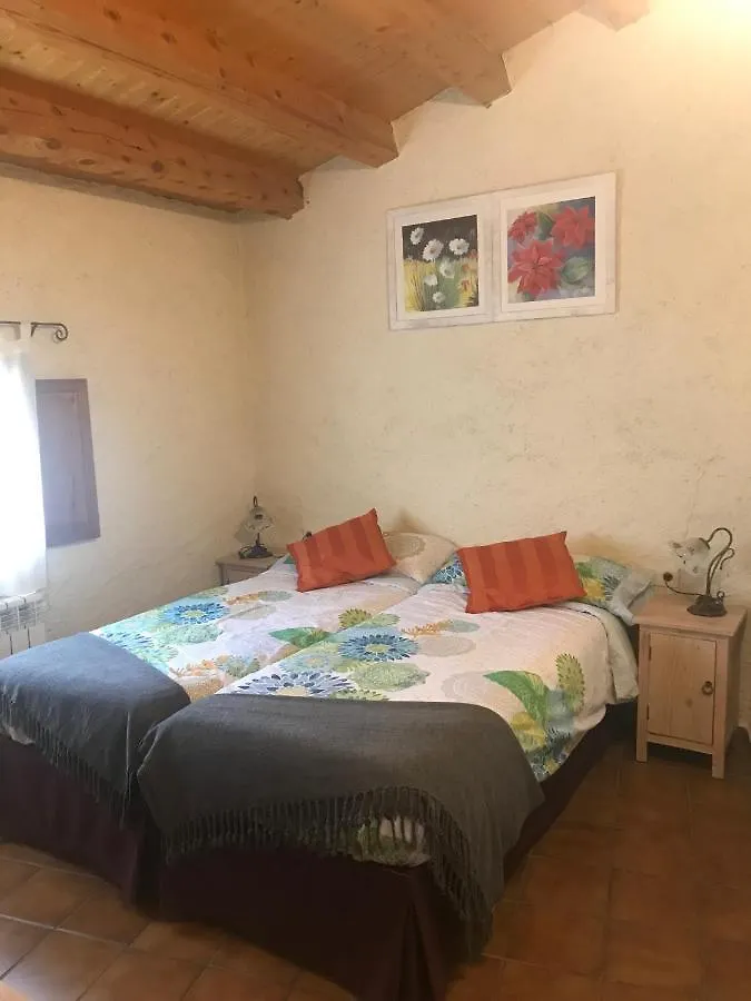 Country house Cal Gabriel Guest House Tuixen