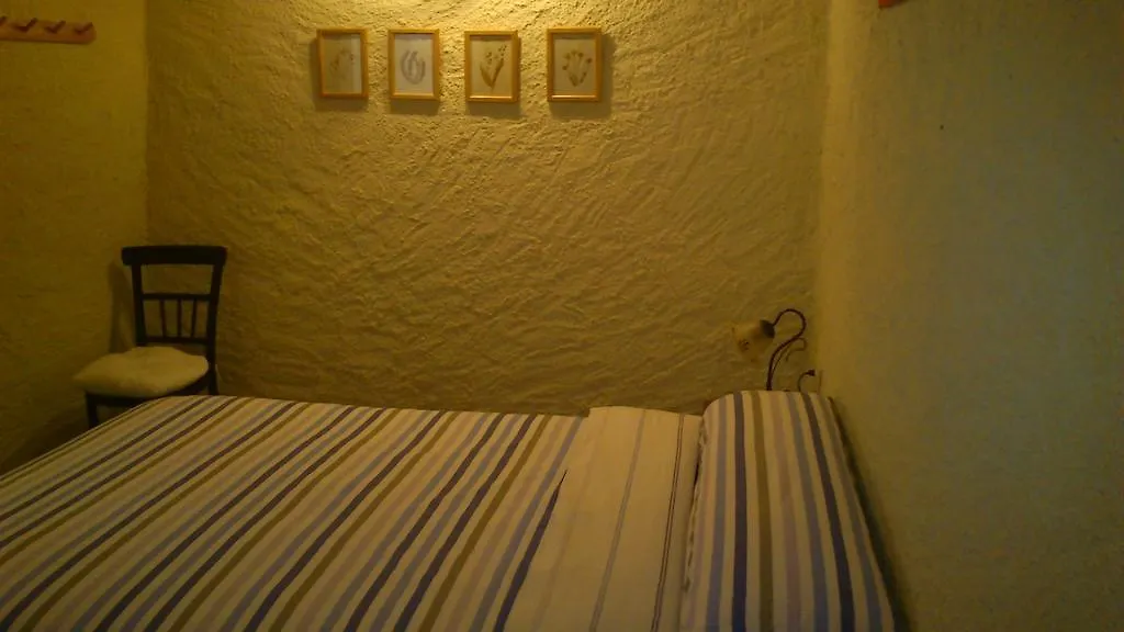 Cal Gabriel Guest House Tuixen 0*,  Spain