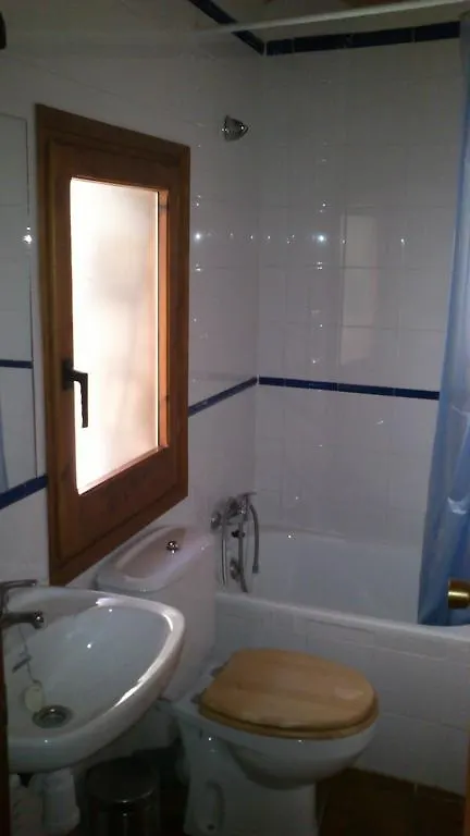 Country house Cal Gabriel Guest House Tuixen