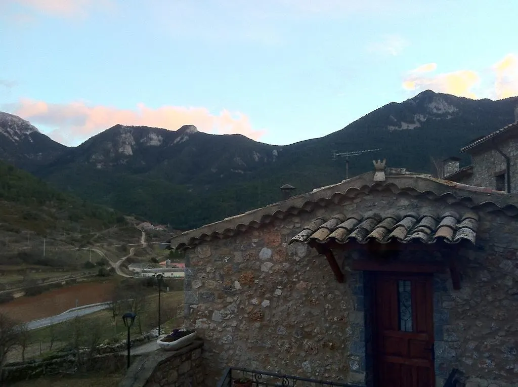 Country house Cal Gabriel Guest House Tuixen